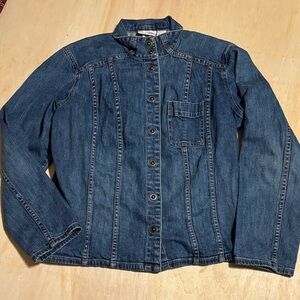 Chico's Platinum Blue Denim Jacket Sz 1 (Ladies Medium) Cool Rivet Buttons